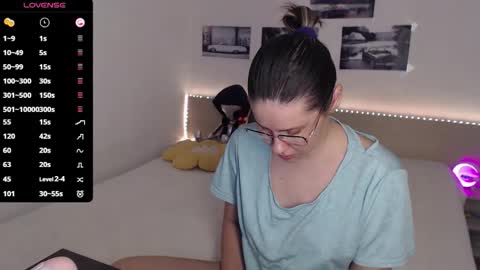 Julie online show from April 27, 2026, 4:05 pm