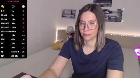Julie online show from May 8, 2026, 4:07 am