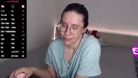 Julie online show from May 29, 2026, 3:59 am