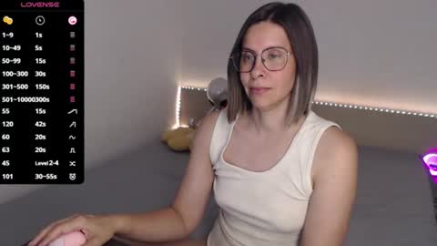 Julie online show from July 7, 2026, 3:38 pm