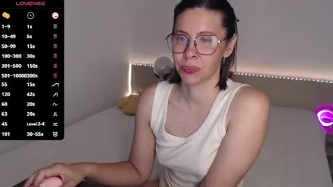 Julie online show from July 16, 2026, 4:07 am