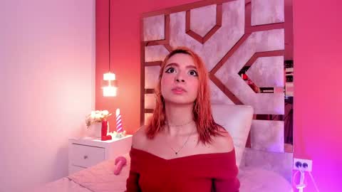Mia online show from April 29, 2026, 3:54 am