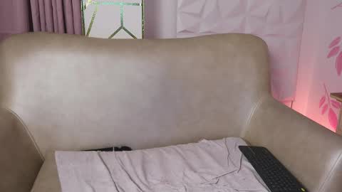 Nala online show from February 10, 2025, 6:53 am