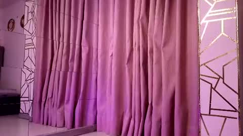 Snapshot of justnala_ chatting on July 30, 2026, 5:06 am Nala online show from July 30, 2026, 5:06 am