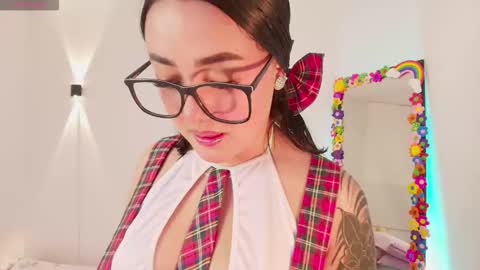 Snapshot of justonecute chatting on September 30, 2025, 12:26 am Emy online show from September 30, 2025, 12:26 am