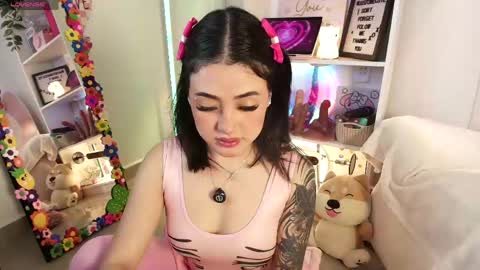 Emy online show from April 23, 2026, 11:29 pm