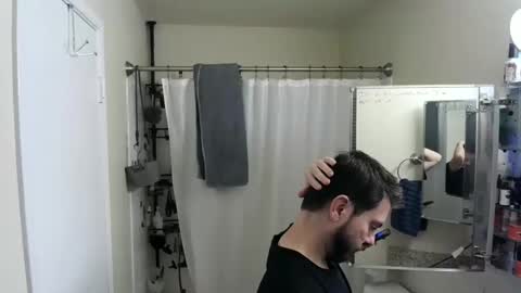 Snapshot of justshutupandwatch chatting on November 20, 2025, 5:56 pm M. Dean online show from November 20, 2025, 5:56 pm