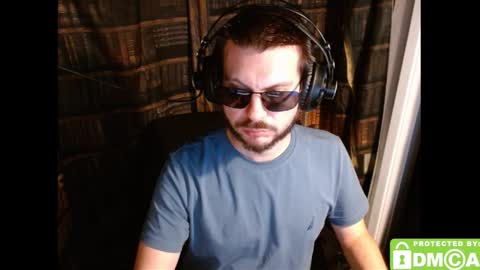 Snapshot of justshutupandwatch chatting on November 22, 2025, 4:33 am M. Dean online show from November 22, 2025, 4:33 am