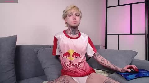 Juuzou hehim u can call me Juz online show from February 26, 2025, 3:30 pm