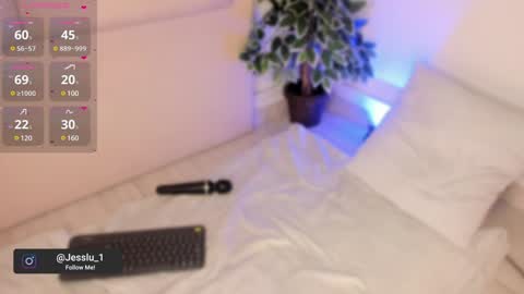 Snapshot of jvenuss chatting on January 3, 2025, 10:40 pm ees 3 online show from January 3, 2025, 10:40 pm