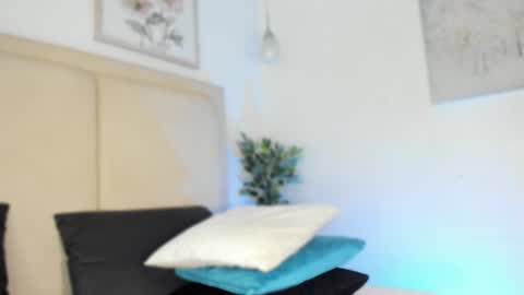 Snapshot of jvenuss chatting on February 15, 2025, 10:42 pm ees 3 online show from February 15, 2025, 10:42 pm