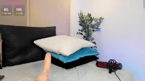 Snapshot of jvenuss chatting on February 19, 2025, 10:53 pm ees 3 online show from February 19, 2025, 10:53 pm