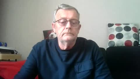 Arthur01750 online show from September 28, 2025, 1:38 pm