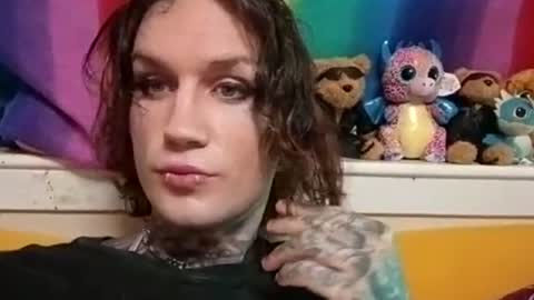 jynxamy online show from June 18, 2026, 2:10 pm