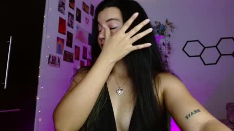 Snapshot of kablue_ chatting on February 14, 2025, 12:09 am IG kablue 1 online show from February 14, 2025, 12:09 am