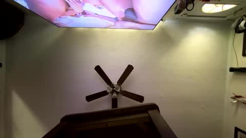 kabriggs136 online show from April 22, 2026, 5:25 pm
