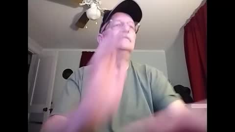 Snapshot of kabriggs137 chatting on January 17, 2025, 1:15 am kabriggs137 online show from January 17, 2025, 1:15 am