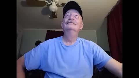 Snapshot of kabriggs137 chatting on March 12, 2025, 2:20 am kabriggs137 online show from March 12, 2025, 2:20 am