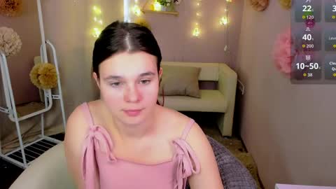 Snapshot of kacey_love chatting on May 13, 2026, 5:49 am Kacey online show from May 13, 2026, 5:49 am
