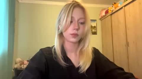 Snapshot of kacicasal chatting on June 29, 2026, 2:28 pm Mia 1st day here online show from June 29, 2026, 2:28 pm
