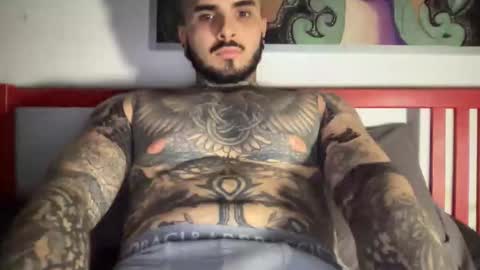 Snapshot of kadmon33 chatting on November 18, 2025, 10:14 pm kadmon33 online show from November 18, 2025, 10:14 pm