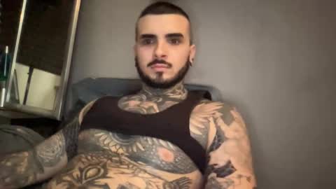 Snapshot of kadmon33 chatting on November 19, 2025, 3:01 pm kadmon33 online show from November 19, 2025, 3:01 pm