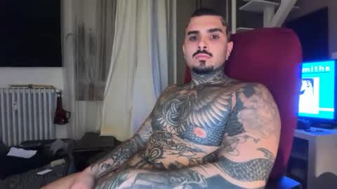 Snapshot of kadmontattoo chatting on June 12, 2026, 1:37 am kadmontattoo online show from June 12, 2026, 1:37 am