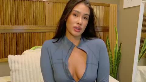Snapshot of kaiawhite chatting on June 13, 2026, 9:24 pm kaiawhite online show from June 13, 2026, 9:24 pm