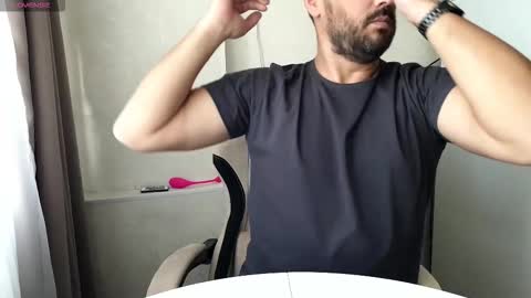 kaifik online show from October 18, 2025, 7:20 am