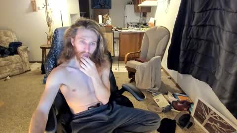 Snapshot of kaiku77 chatting on November 14, 2025, 7:40 am Kaiku77 online show from November 14, 2025, 7:40 am