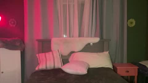 Snapshot of kaileeshy chatting on November 11, 2025, 4:45 am Kailee Smile online show from November 11, 2025, 4:45 am