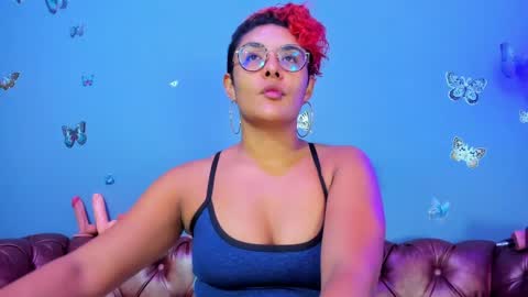 kaira_mosse_ online show from May 3, 2026, 11:38 am