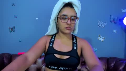 Snapshot of kaira_mosse_ chatting on June 10, 2026, 11:53 am kaira_mosse_ online show from June 10, 2026, 11:53 am