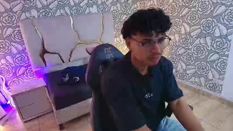 kairo_tay online show from March 13, 2026, 12:01 pm