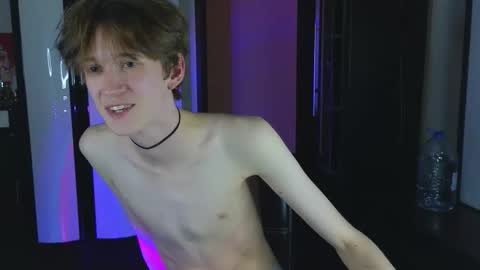 Snapshot of kaislutx chatting on September 19, 2025, 8:31 pm slutkai online show from September 19, 2025, 8:31 pm