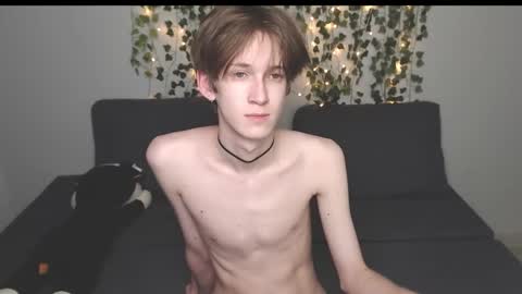 Snapshot of kaislutx chatting on September 29, 2025, 8:02 pm slutkai online show from September 29, 2025, 8:02 pm