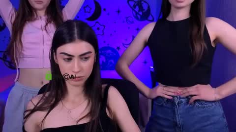 Kaisy online show from April 23, 2026, 12:29 pm