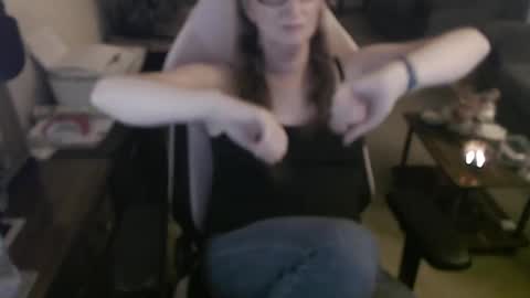 Camprincess331 online show from September 23, 2025, 1:19 am