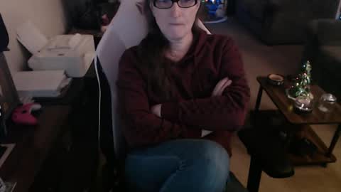 Camprincess331 online show from December 2, 2025, 2:06 am