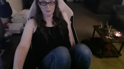 Snapshot of kait331 chatting on June 5, 2026, 1:23 am Camprincess331 online show from June 5, 2026, 1:23 am