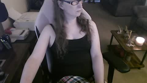 Snapshot of kait331 chatting on June 29, 2026, 1:12 am Camprincess331 online show from June 29, 2026, 1:12 am