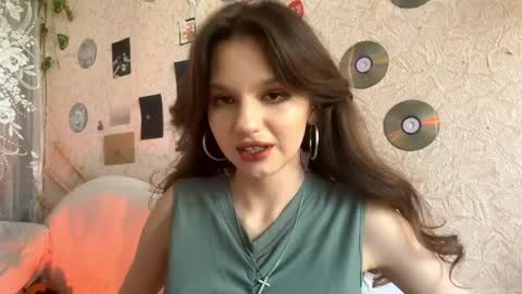 Snapshot of kaitlinmorphis chatting on May 24, 2026, 10:31 am Roniy online show from May 24, 2026, 10:31 am