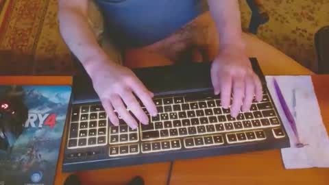 Leon online show from January 20, 2025, 10:15 pm