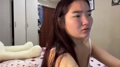 Sakura online show from August 6, 2026, 4:42 pm