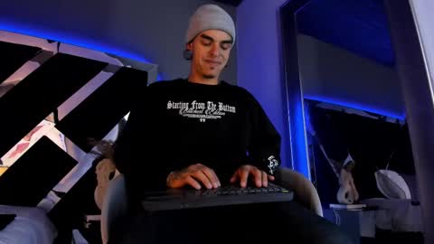 Snapshot of kaletattoos chatting on February 25, 2025, 2:58 am Kale online show from February 25, 2025, 2:58 am