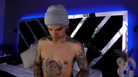 Snapshot of kaletattoos chatting on March 6, 2025, 3:02 am Kale online show from March 6, 2025, 3:02 am