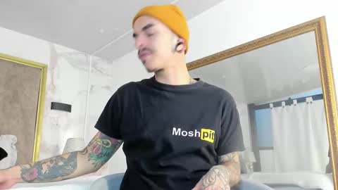 Snapshot of kaletattoos chatting on October 6, 2025, 11:07 am Kale online show from October 6, 2025, 11:07 am