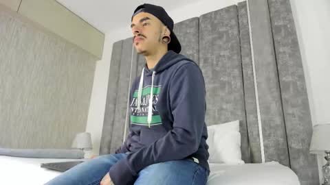 Snapshot of kaletattoos chatting on October 17, 2025, 11:02 am Kale online show from October 17, 2025, 11:02 am