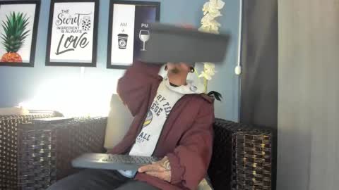 Snapshot of kaletattoos chatting on October 18, 2025, 11:11 am Kale online show from October 18, 2025, 11:11 am