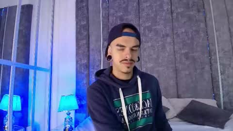 Snapshot of kaletattoos chatting on November 14, 2025, 10:58 am Kale online show from November 14, 2025, 10:58 am